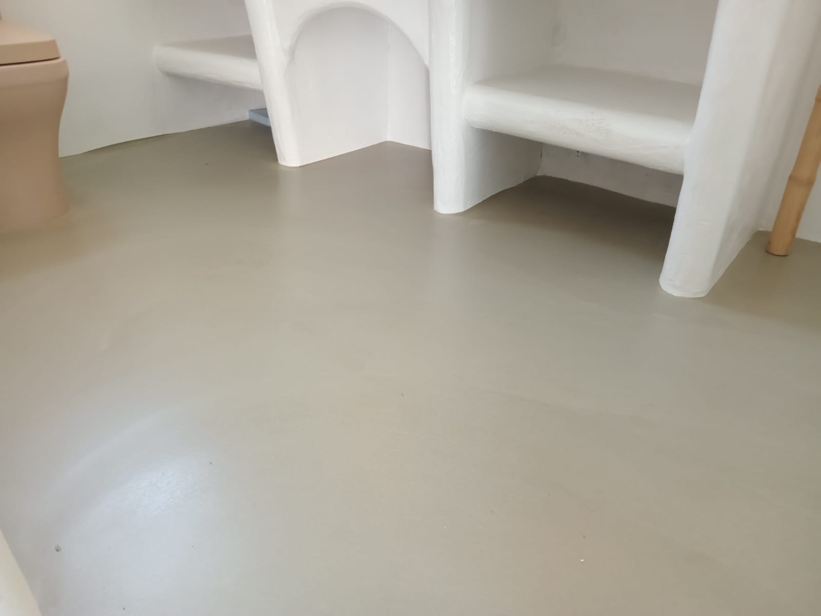 Beton Görünümlü Zemin Kaplama Malzemeleri